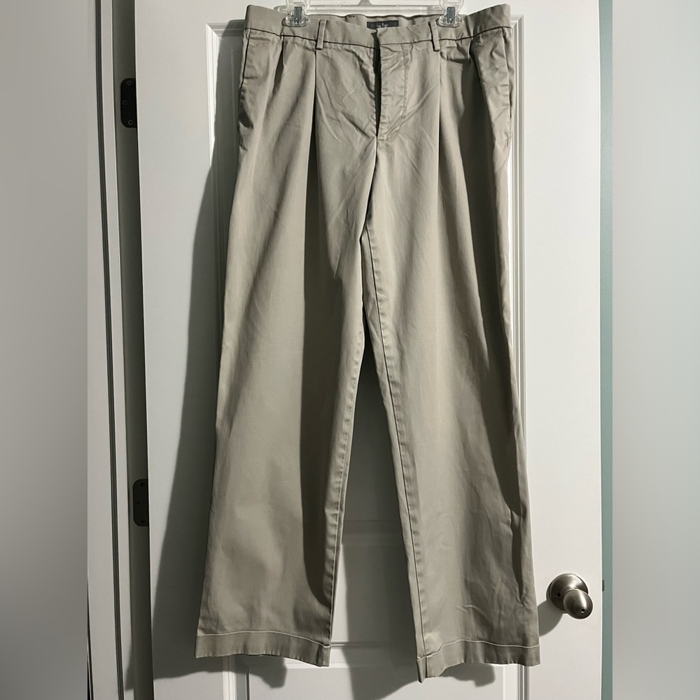 Dockers Men's Classic Fit Iron Free Khaki’s- 36x34